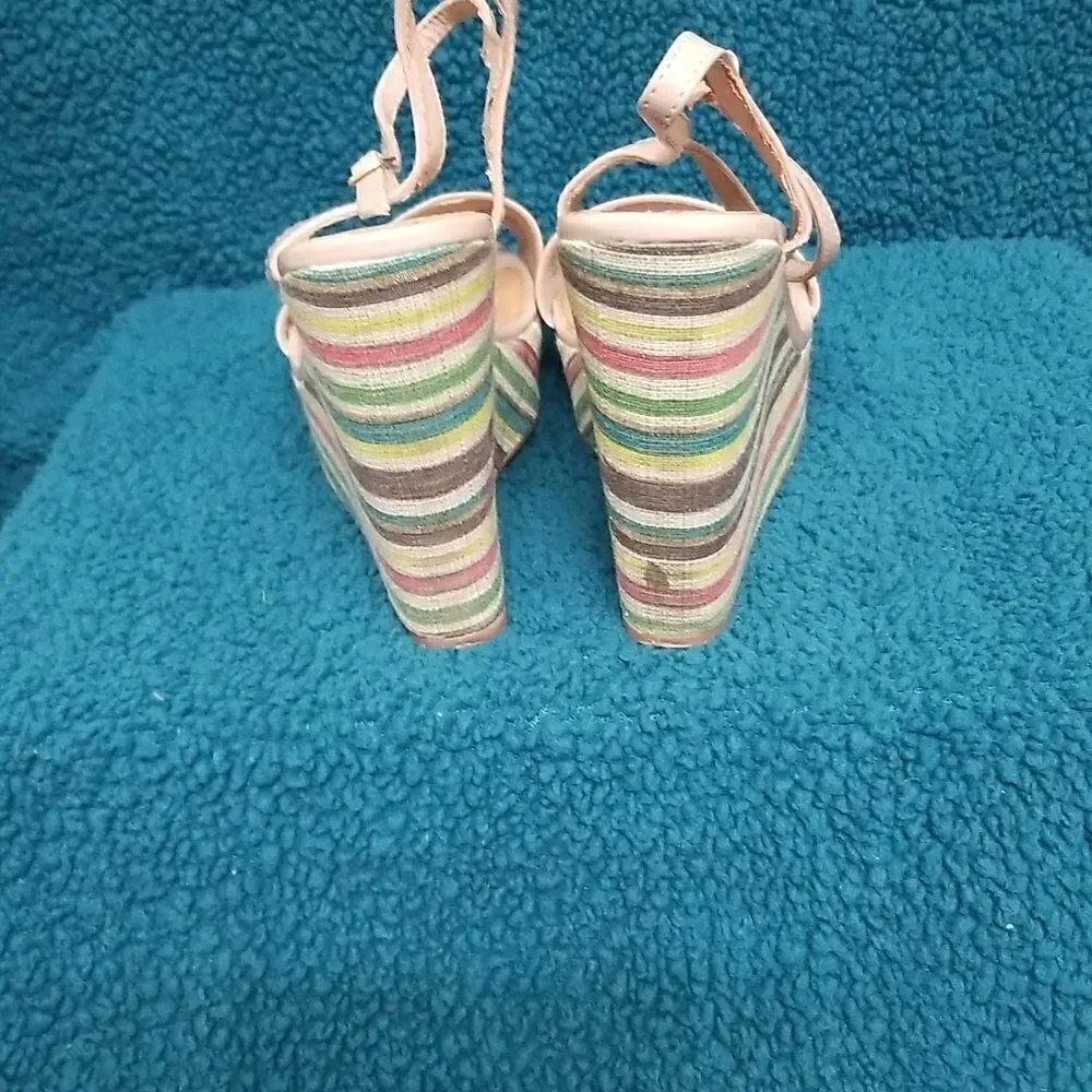 Steve Madden Tan Wedge Sandals Sz 8.5